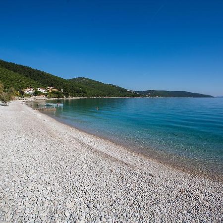 Apartment Pogled Na Luku เซรส ภายนอก รูปภาพ