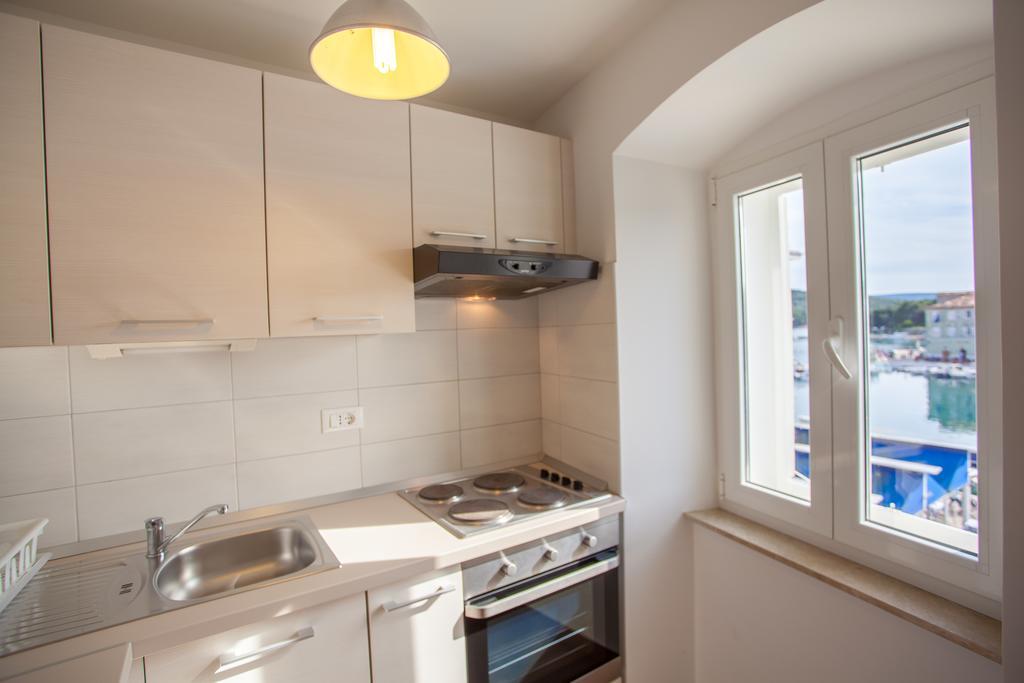 Apartment Pogled Na Luku เซรส ภายนอก รูปภาพ